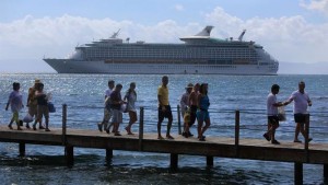 Aumenta visita de turistas a santuario de mamíferos en el Norte de dominicana Aumenta visita de turistas a santuario de mamíferos en el Norte de dominicana