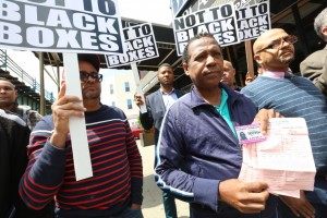 Taxistas dominicanos denuncian abusos TLC