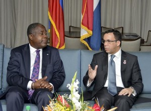 Canciller anuncia reanudación del diálogo entre Dominicana y Haití