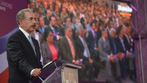 Medina rechaza PLD pretenda instaurar «dictadura» de partido Medina rechaza PLD pretenda instaurar «dictadura» de partido