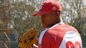 Peloteros cubanos denuncian extorsión en R. Dominicana