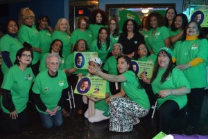 Selman juramenta grupo de apoyo a la reelección