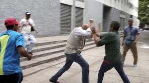 Oposición venezolana recauda firmas referendo Oposición venezolana recauda firmas referendo