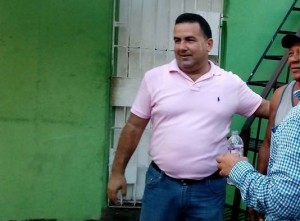 SDE: Regidor Daneris Santana encabeza jornada fumigación SDE: Regidor Daneris Santana encabeza jornada fumigación