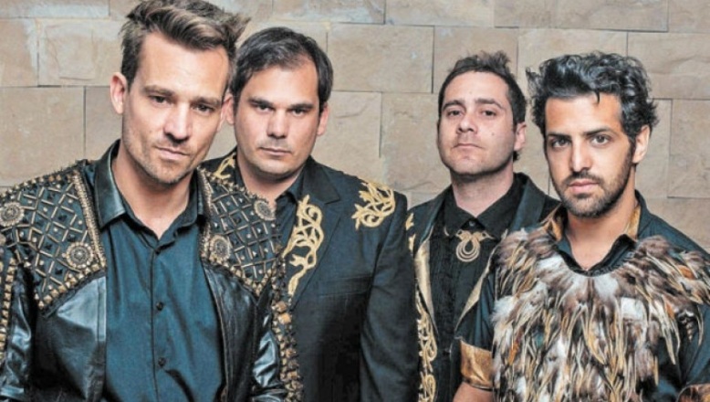 Cantante de grupo argentino Tan Biónica herido en accidente de tráfico imagen