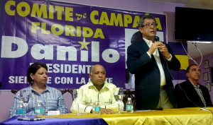 MIAMI: Felucho dicta charla sobre el gobierno de Danilo