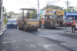 SANTIAGO: MOPC pavimenta y señaliza vías