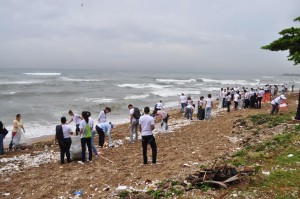 Medio Ambiente impulsa plan limpieza de playas Medio Ambiente impulsa plan limpieza de playas