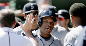 Robinson Canó pega jonrón, Domingo Santana de 5-2