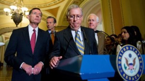 Senadores se pronuncian contra decretos migratorios Senadores se pronuncian contra decretos migratorios