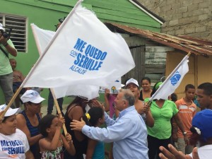 SANTIAGO: Serulle realiza mano a mano en La Yaguita de Pastor SANTIAGO: Serulle realiza mano a mano en La Yaguita de Pastor