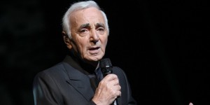 Charles Aznavour cumple 92 años