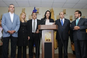 Oposición dominicana exige conteo votos manual; oficialismo apoya JCE