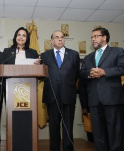 Minou, Guillermo Moreno y Pelegrín también se quejan