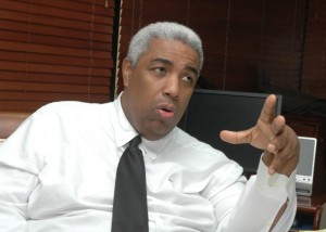 BIS  apoya regla de oro, menos en Higüey