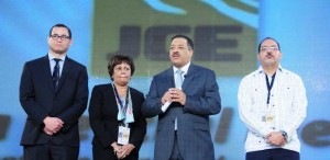 Presidente JCE exigió anoche que cesara el proselitismo politico Presidente JCE exigió anoche que cesara el proselitismo politico