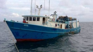 Bahamas: Apresan barco de pesca dominicano y once tripulantes Bahamas: Apresan barco de pesca dominicano y once tripulantes