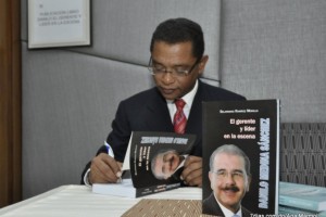 Circula libro “Danilo Medina Sánchez, el Gerente y Líder»
