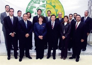 Cámara Comercio Santiago exige aprobación Ley de Partidos