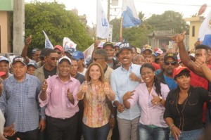 Carolina: real encuesta es el pueblo pidiendo un cambio de gobierno