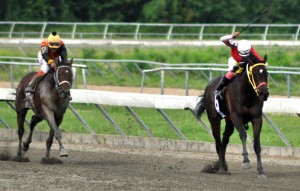 Debutante Safe On Wings sorprende en V Centenario