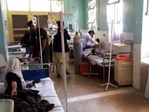 KABUL: Trasladan a hospital 220 niñas tras respirar gas tóxico