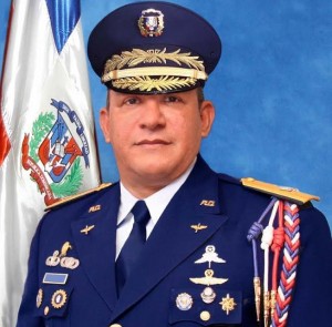 Fallece el general paracaidista Bienvenido A. Reyes Arache