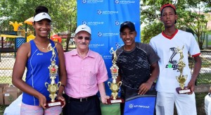 DN barre en el nacional de tenis AFP Popular