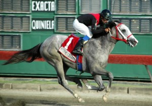 Imperio gana carrera estelar en el V Centenario