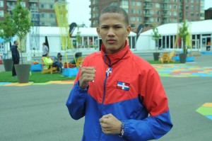 Leonel de los Santos actuará torneo boxeo en Cuba