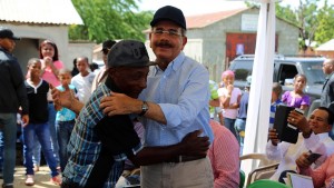 SAN JUAN: Presidente retoma visitas sorpresa a productores agrícolas
