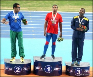 Del Carmen gana oro en Iberoamericano Atletismo