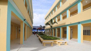 LA VICTORIA: Presidente inaugura dos escuelas