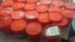 MIAMI: Incautan $24 millones de dólares MIAMI: Incautan $24 millones de dólares