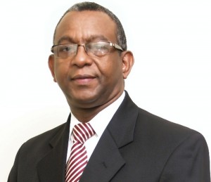 Destituido embajador agradece al Presidente