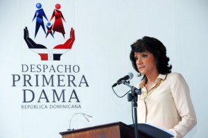 Despacho Primera Dama benefició 80,000 familias entre 2015 y marzo 2016