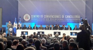 Presidente Medina inaugura Centro Convenciones para asamblea OEA