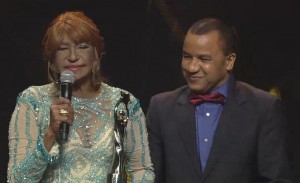 Fefita La Grande recibe el premio Gran Soberano 2016, otorgado por Acroarte