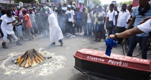 Manifestaciones violentas en calles de Haití por invalidación de las elecciones