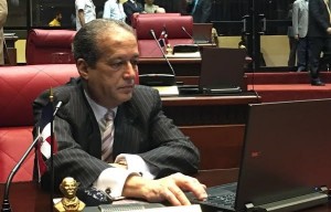 Pared Pérez fustiga a Juez de la JCE Pared Pérez fustiga a Juez de la JCE