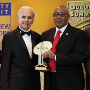 Vega Real gana en NY  el premio  “Quality Summit Award”