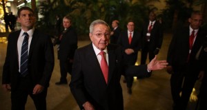 Raúl Castro ratifica apoyo a Maduro y a Rousseff en Cumbre Raúl Castro ratifica apoyo a Maduro y a Rousseff en Cumbre