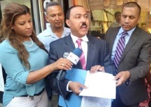 No reciben activistas criollos en oficina de Linares