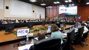 Cuba da bienvenida a líderes: alerta sobre gran «ofensiva neoliberal» Cuba da bienvenida a líderes: alerta sobre gran «ofensiva neoliberal»