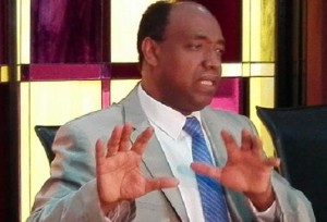 Vocero diputados del PLD pide acabar con «dictadura» en PN Vocero diputados del PLD pide acabar con «dictadura» en PN