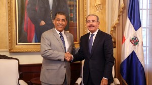 Espaillat visita Palacio Nacional y expresa alegría por triunfo Medina