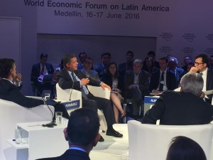 Leonel: Desaceleración economía China podría beneficiar a AL