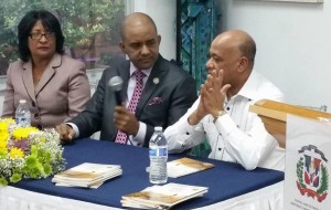 MIAMI: Presentan libro «El Diario de un Genio» en consulado RD