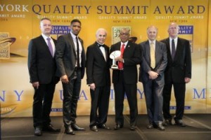Cooperativa Vega Real recibe premio Quality Summit Award