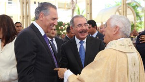 SJM: Danilo asiste aniversario ordenación José Grullón